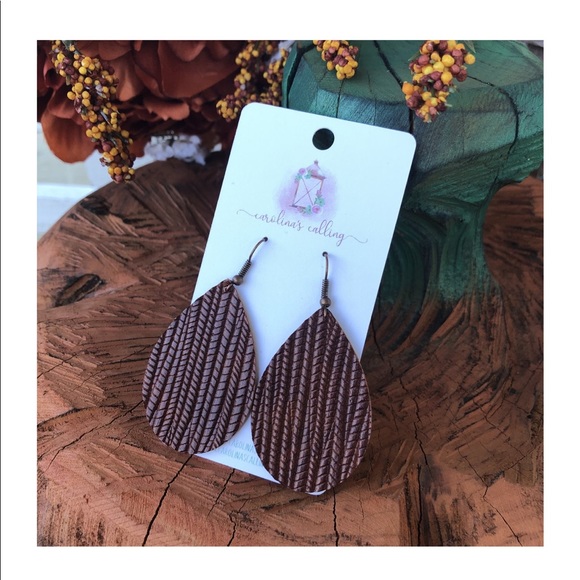Textured Faux Leather Earrings - Picture 3 of 5